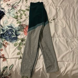 Beyond Yoga tri color pants. Gently worn.